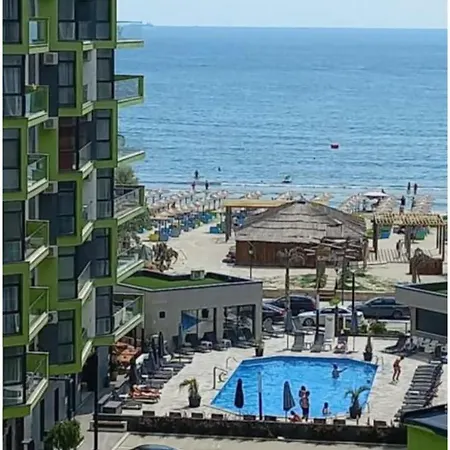 Front Bliss Cu Piscina Incalzita Gym Apartman Năvodari