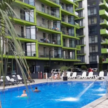 Front Bliss Cu Piscina Incalzita Gym Apartamento