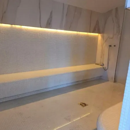 Front Bliss Cu Piscina Incalzita Gym Apartment