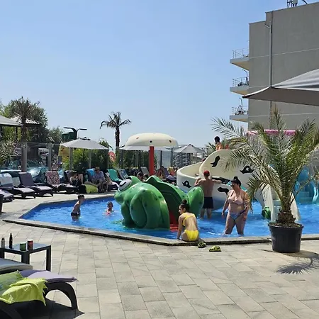 Apartment Front Bliss Cu Piscina Incalzita Gym *